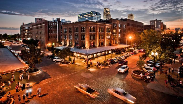 Old Market at night